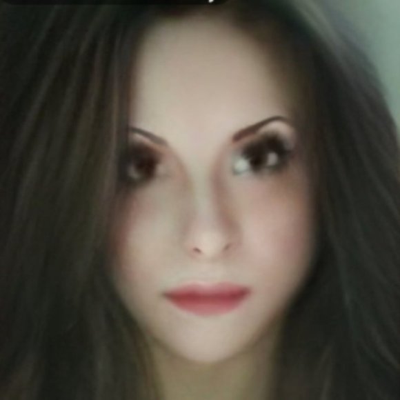 Meet your Posher, Lisa - Picture 1 of 1